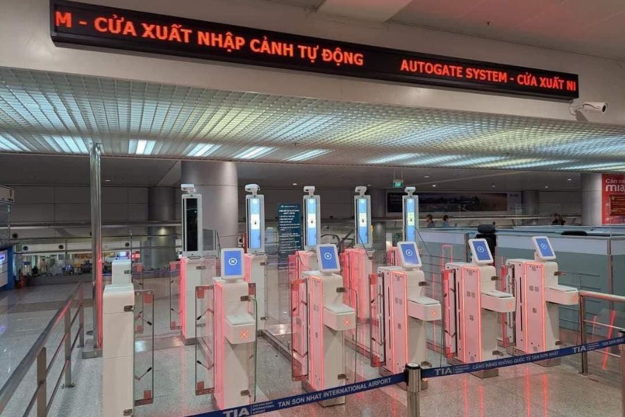 Cổng kiểm soát tự động (Autogate) là gì